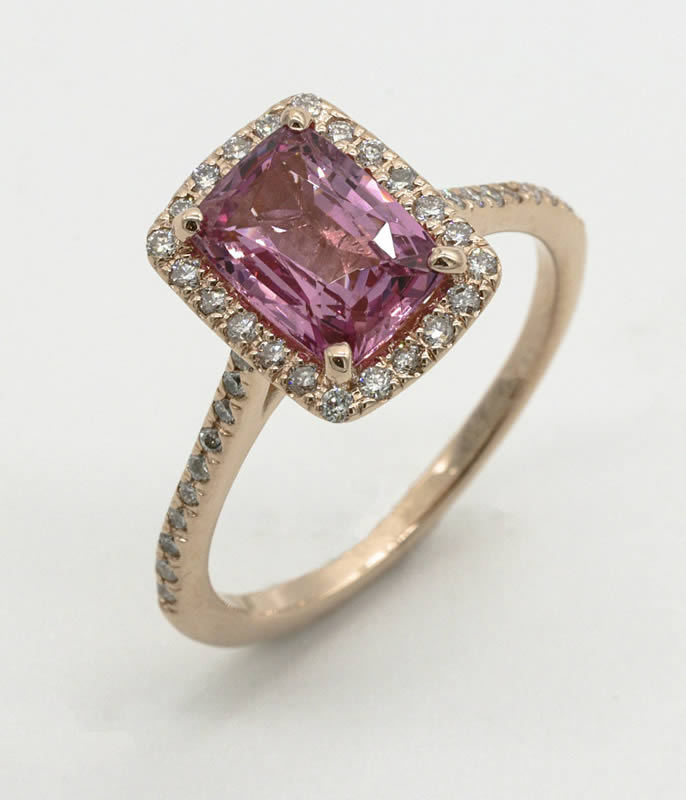 Heritage gold ring collection